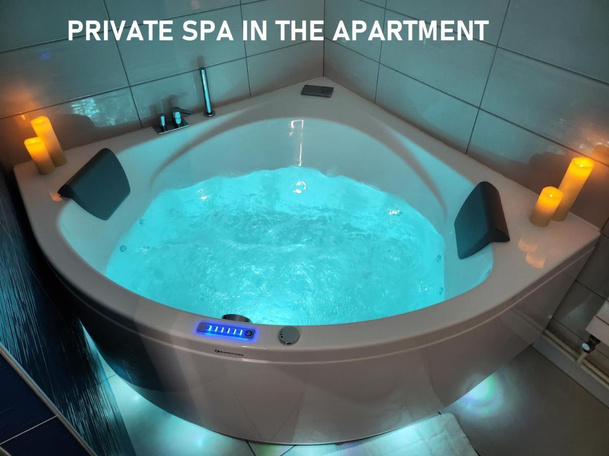 Colmarappart Vauban Avec Spa Eksteriør bilde